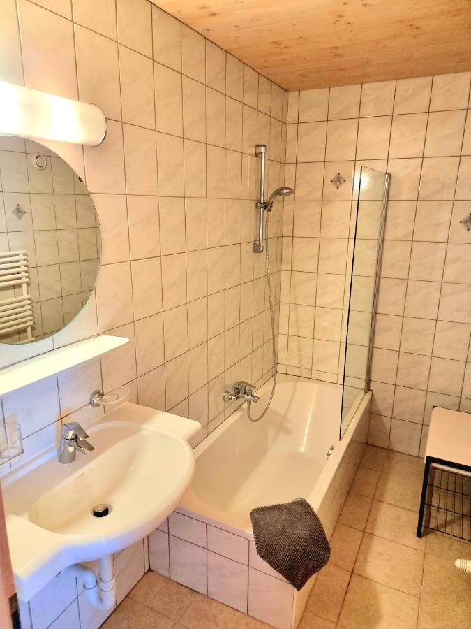 צל אם צילר Chalet Waldheim מראה חיצוני תמונה